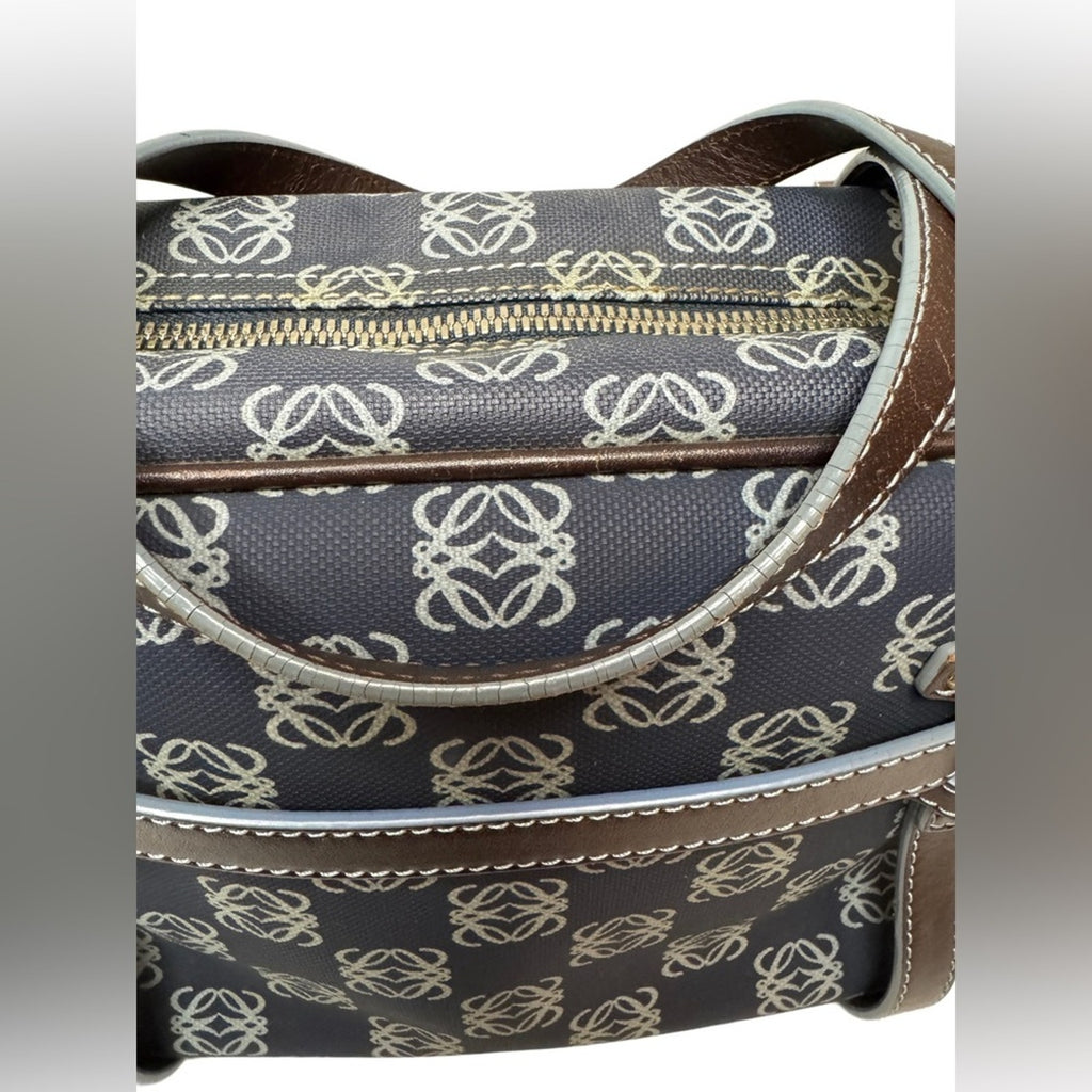 LOEWE Anagram Boston w/mini pouch
