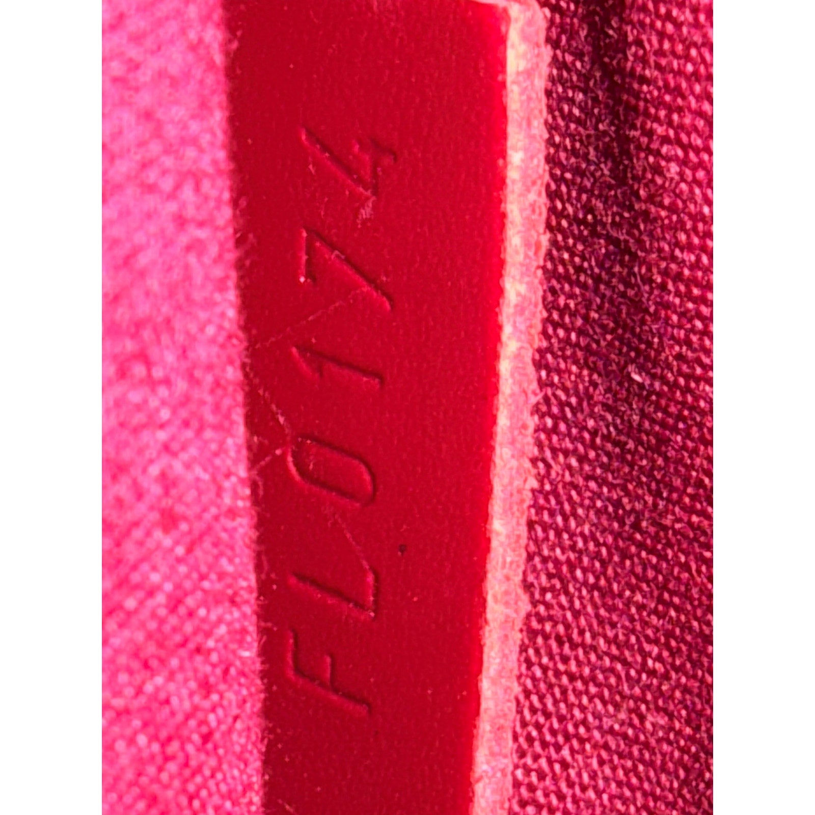 LOUIS VUITTON Epi Brea MM