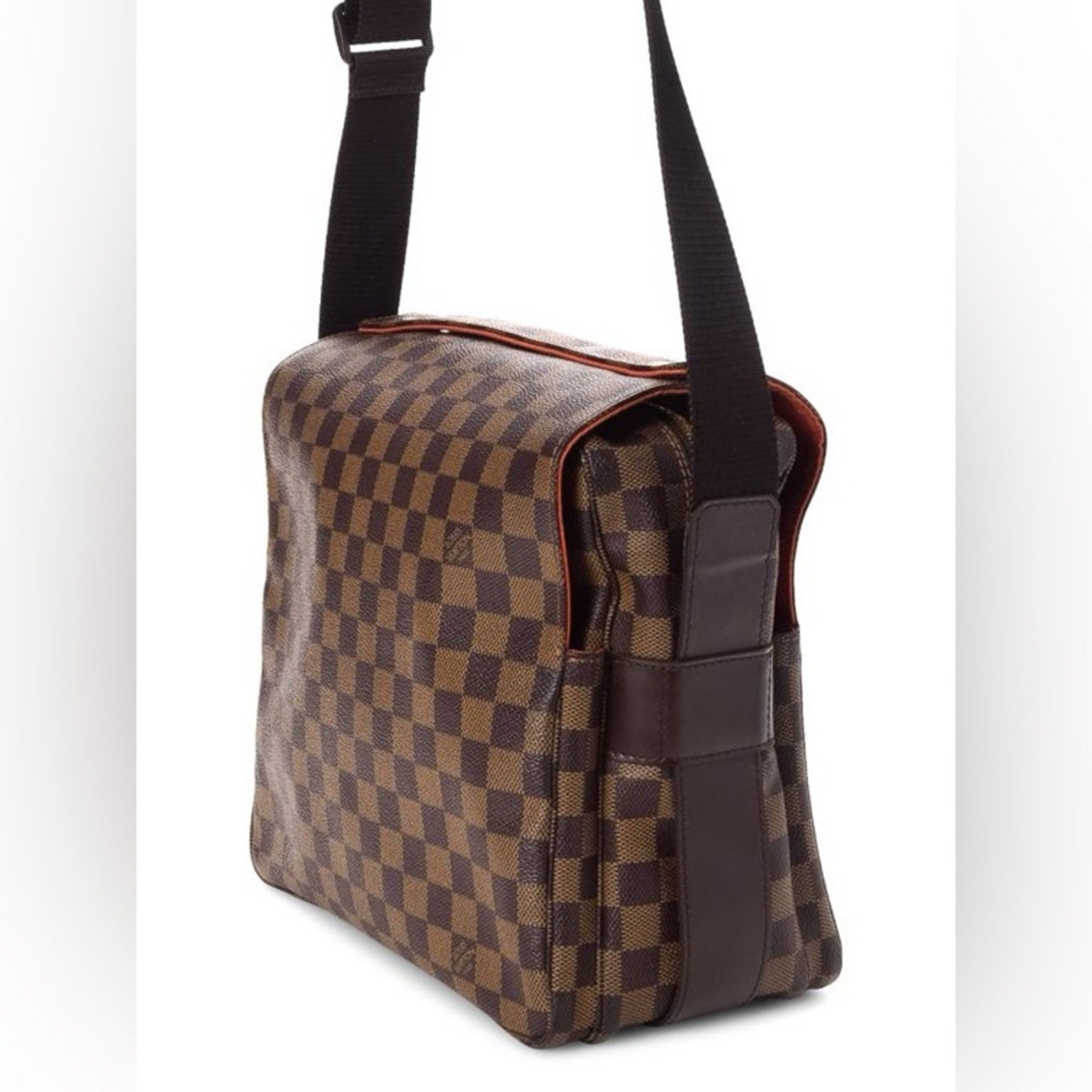 LOUIS VUITTON Naviglio Damier Messenger Crossbody