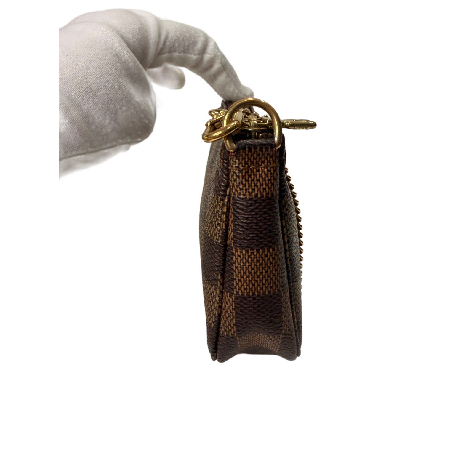 LOUIS VUITTON Mini Pochette Accessoires